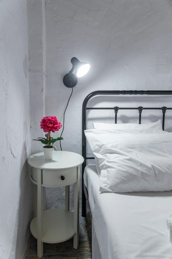 Olive View Loft * Dikella